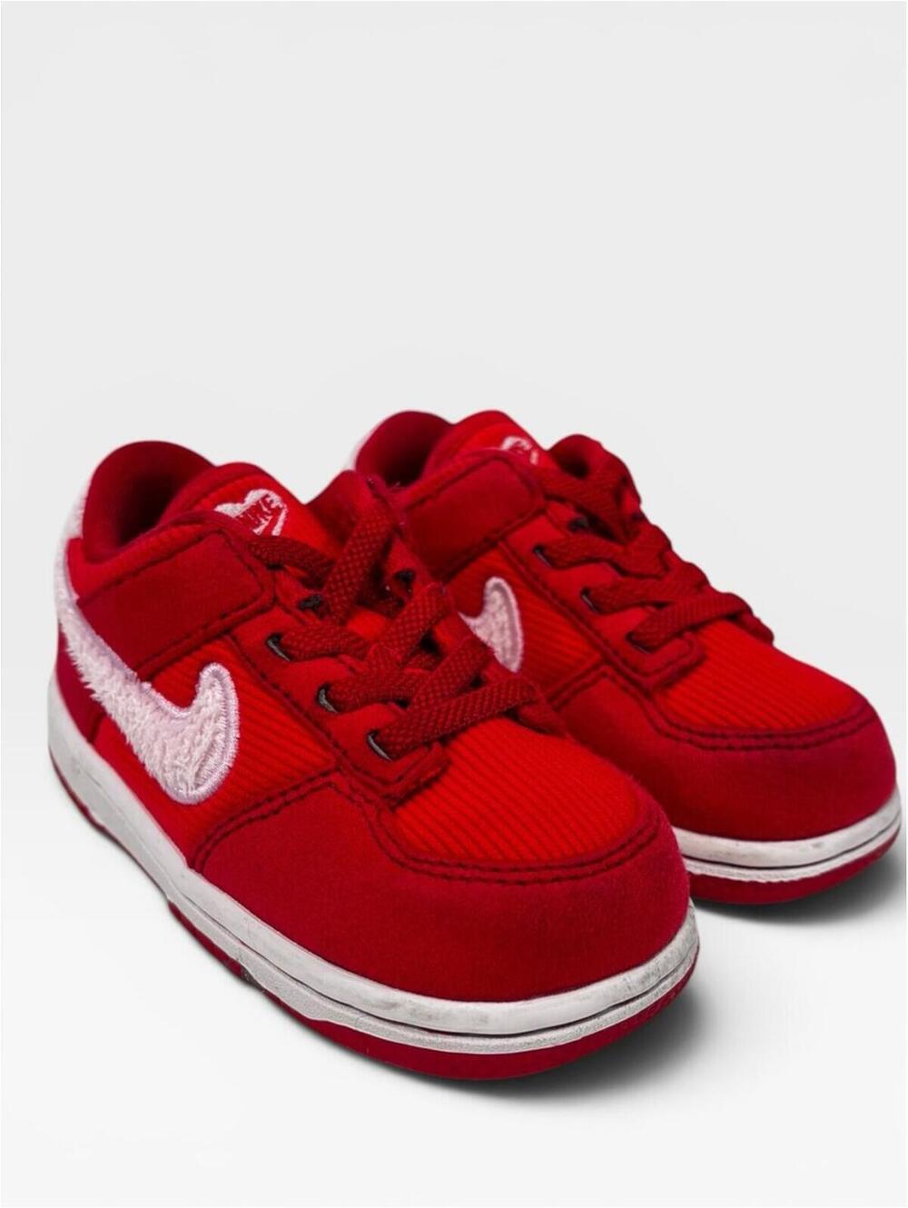Nike Dunk Low Valentines Day Toddler Sneaker Size 7c